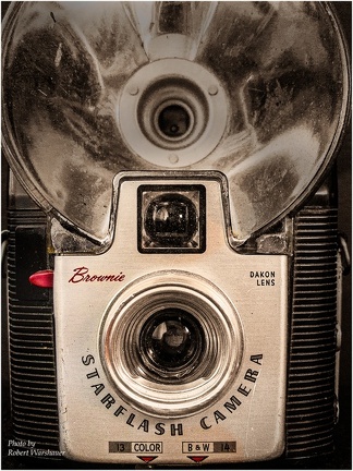 rwarshaue-Macro Old Brownie Camera